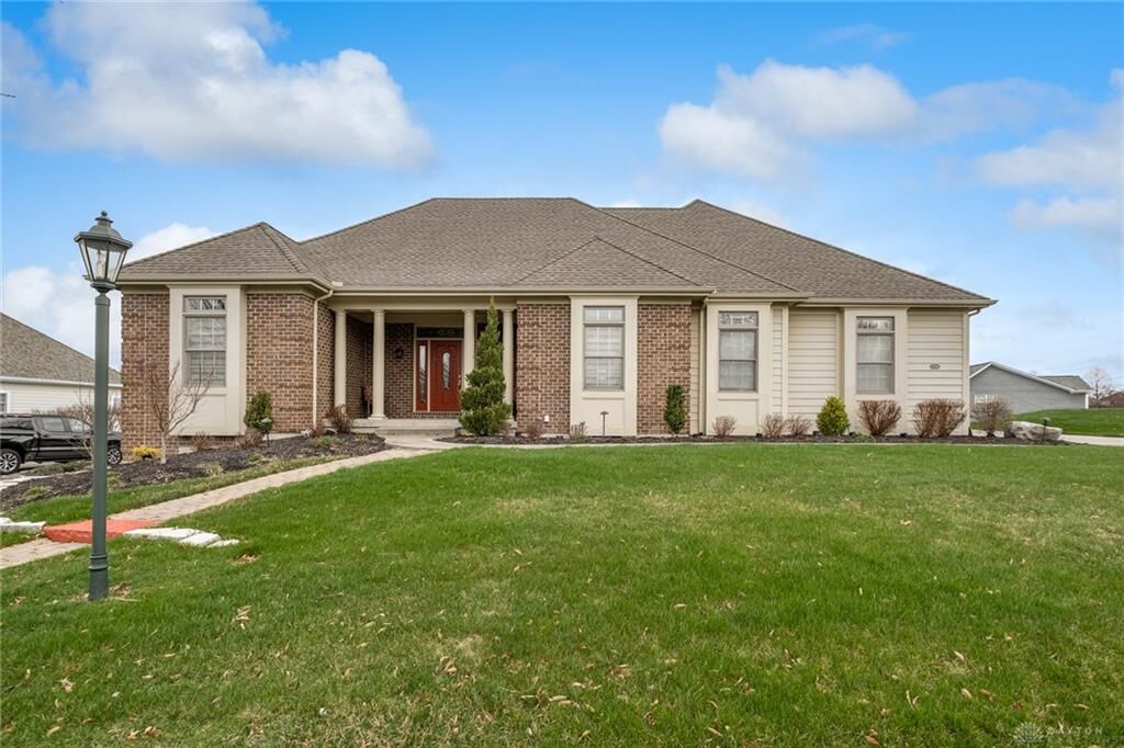 Property Photo: 1536 Turfland Boulevard OH 45385