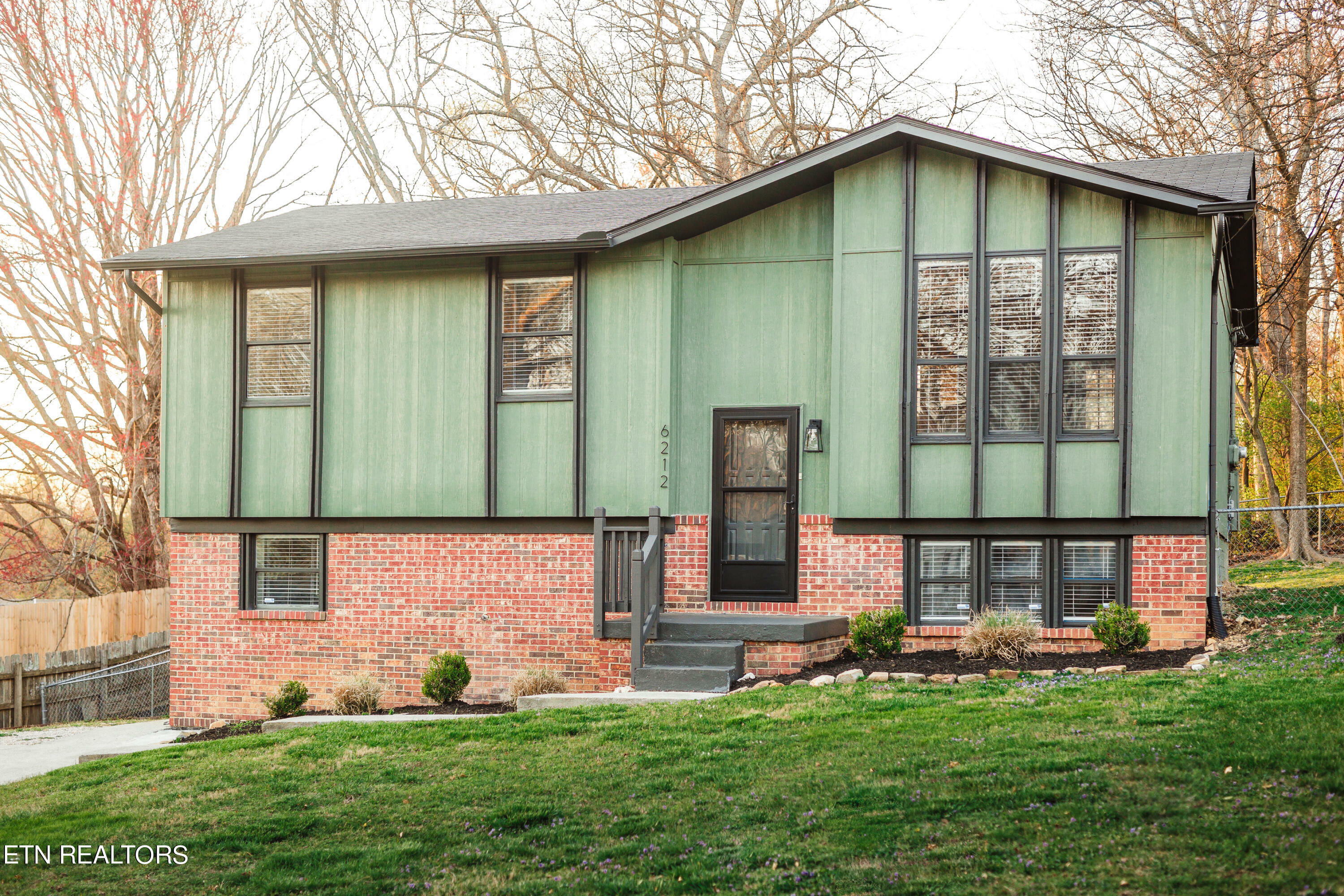 Property Photo:  6212 Robin Heights Drive  TN 37921 