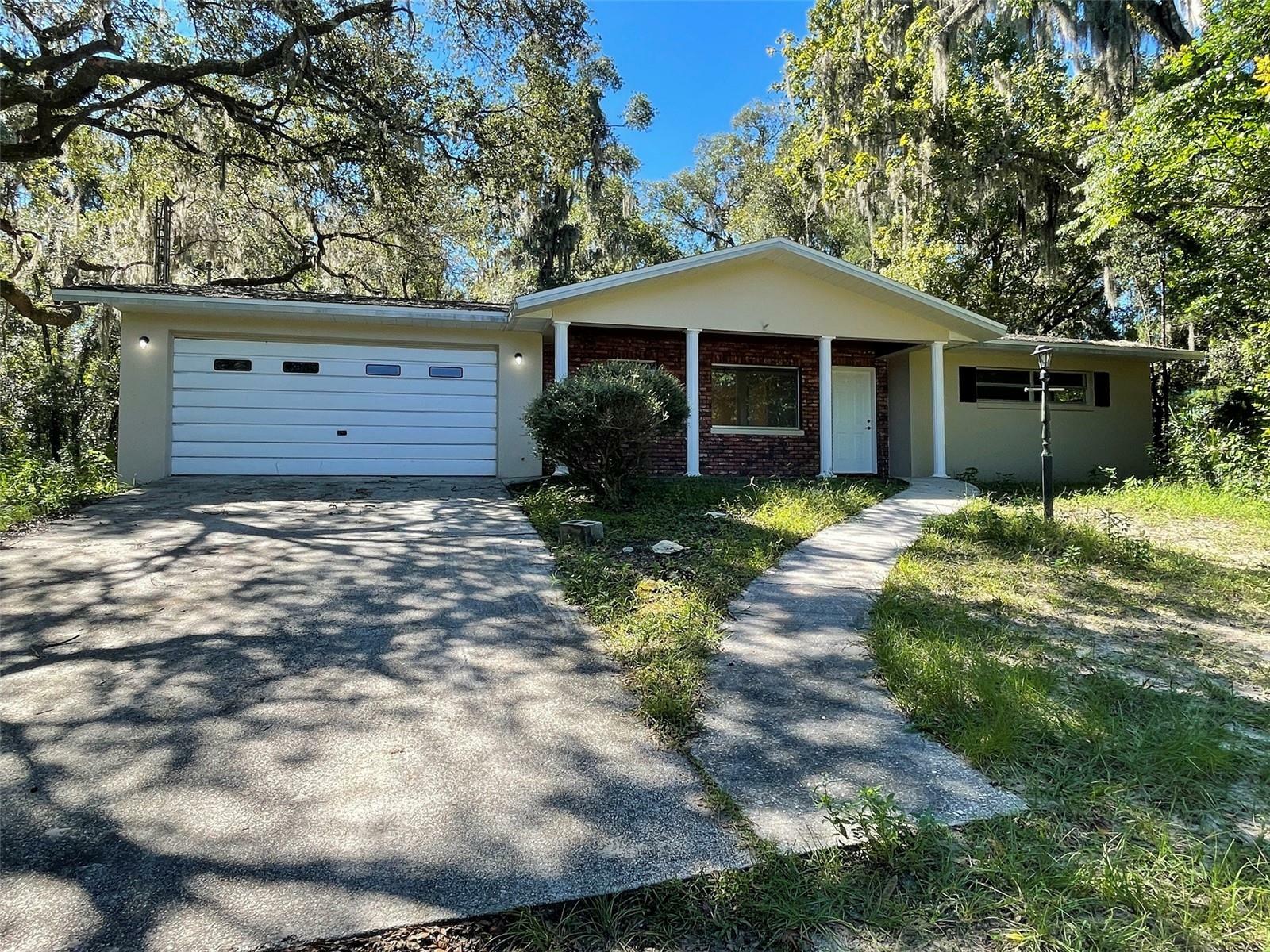 Property Photo:  135 N Lecanto Highway  FL 34461 