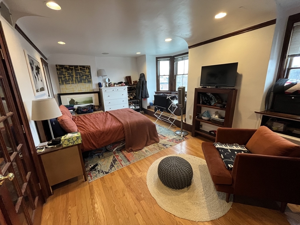 Property Photo:  523 Columbus Avenue G  MA 02118 