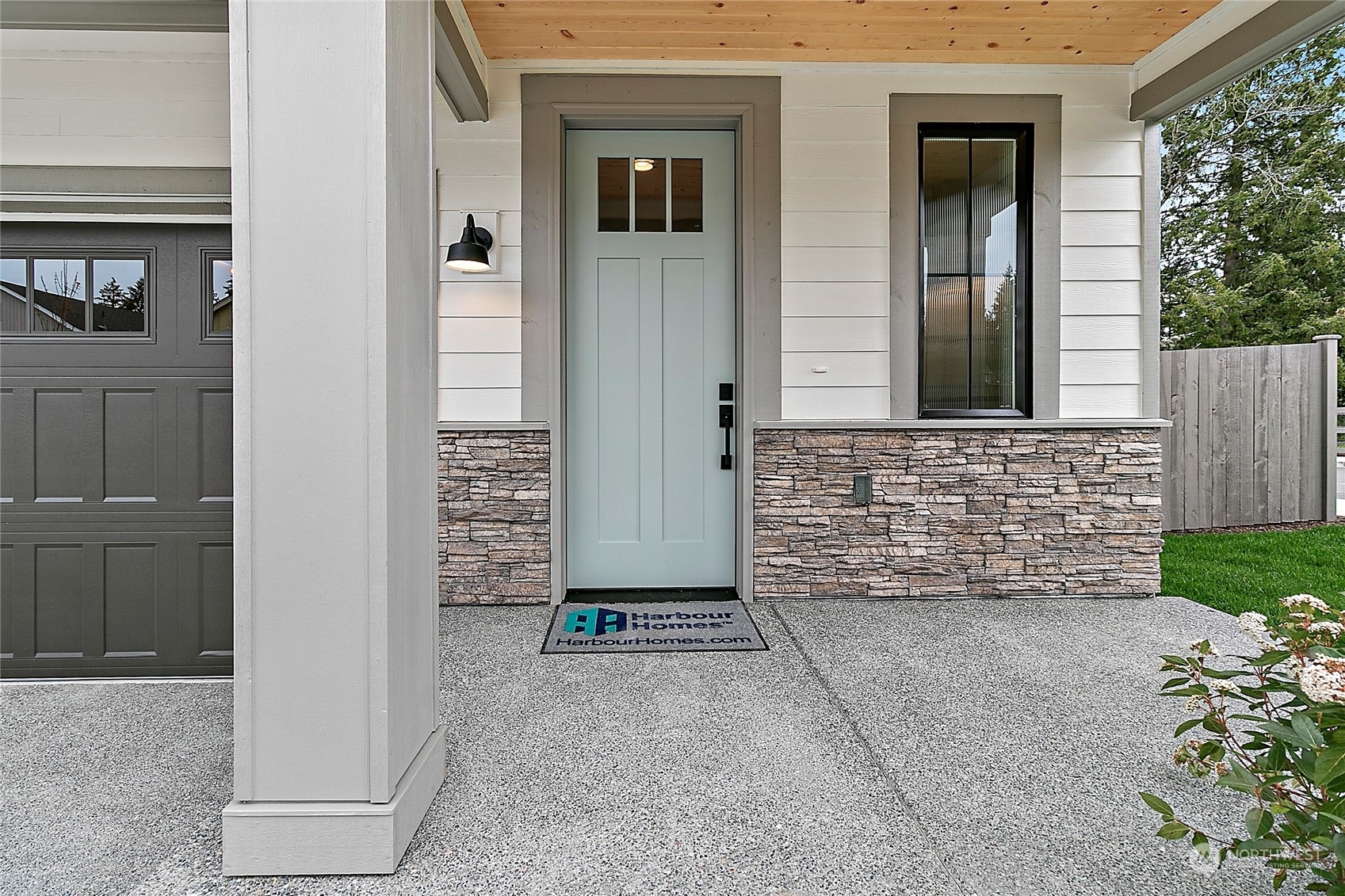 Property Photo: 2604 121st Place SE Ee 12 WA 98208