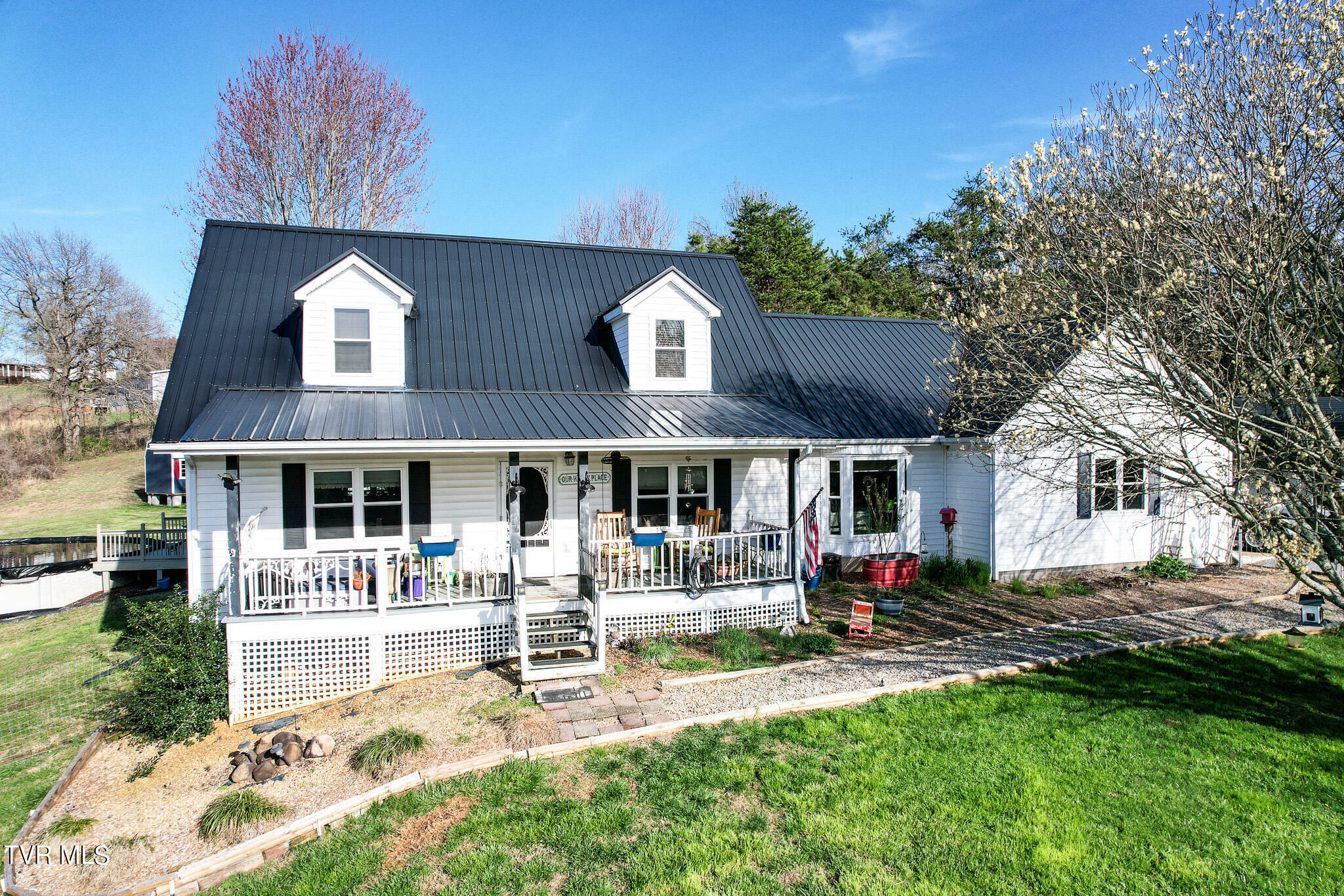 Property Photo:  620 Forest Road  TN 37809 