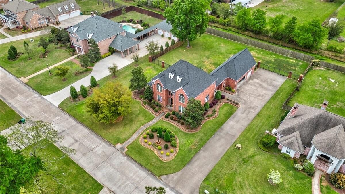 Property Photo:  6319 Bentwater Drive  TX 77632 