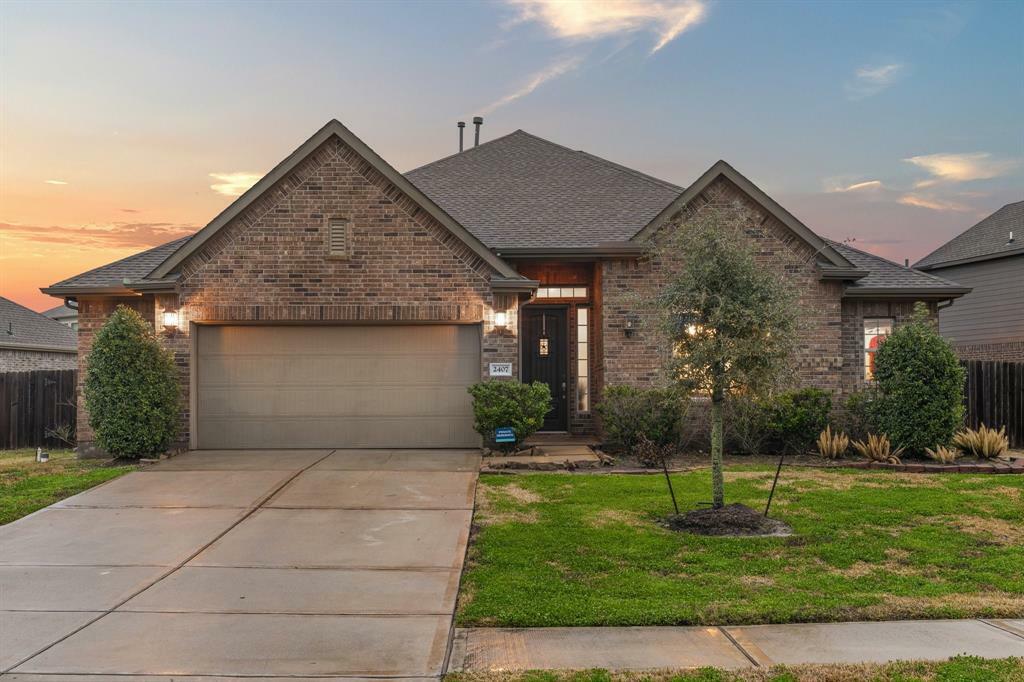 Property Photo:  2407 Madera Landing Lane  TX 77469 