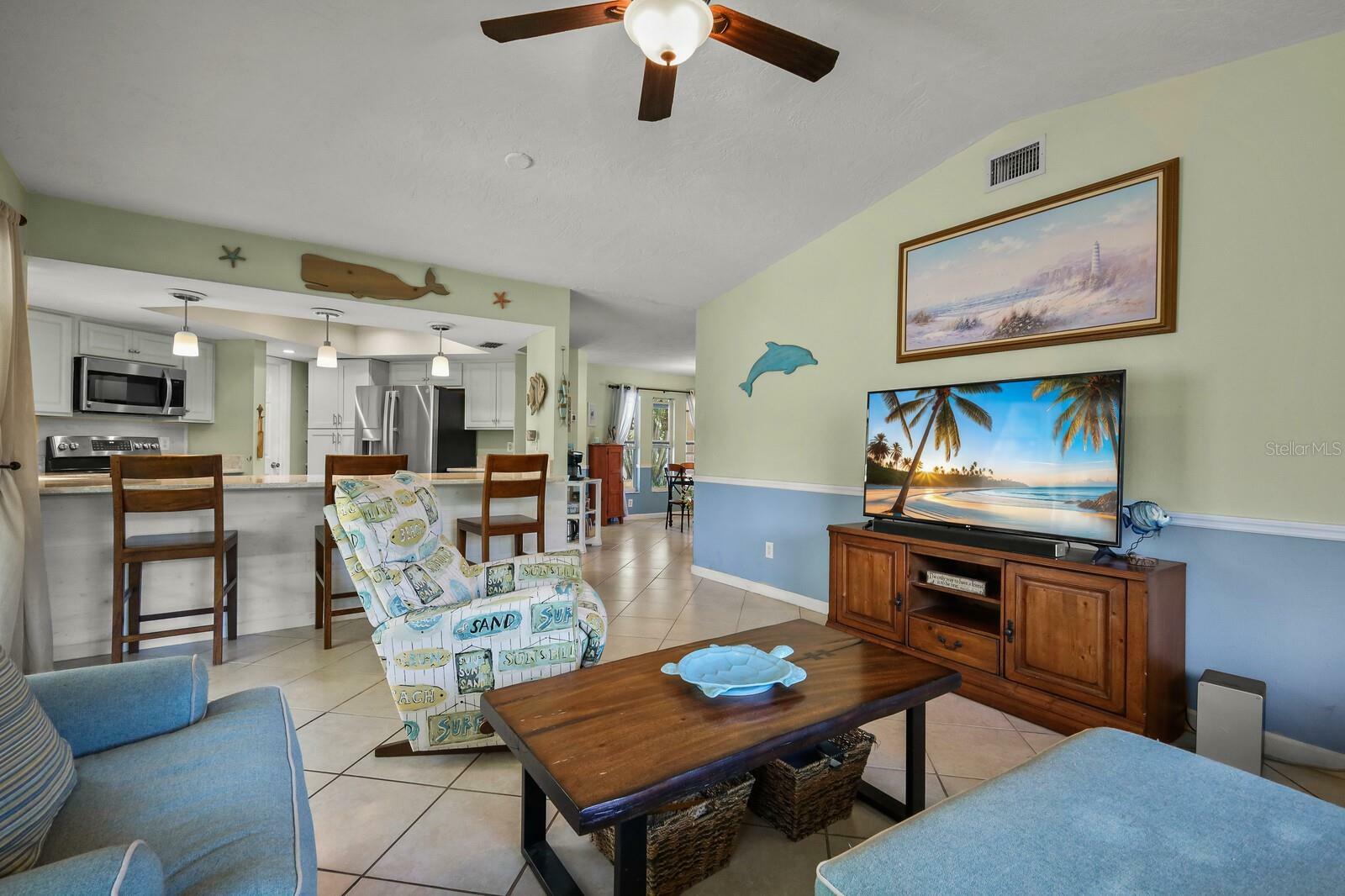 Property Photo:  705 13th Avenue Circle W  FL 34221 