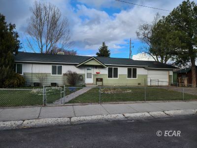 Property Photo:  1476 6th Street  NV 89801 