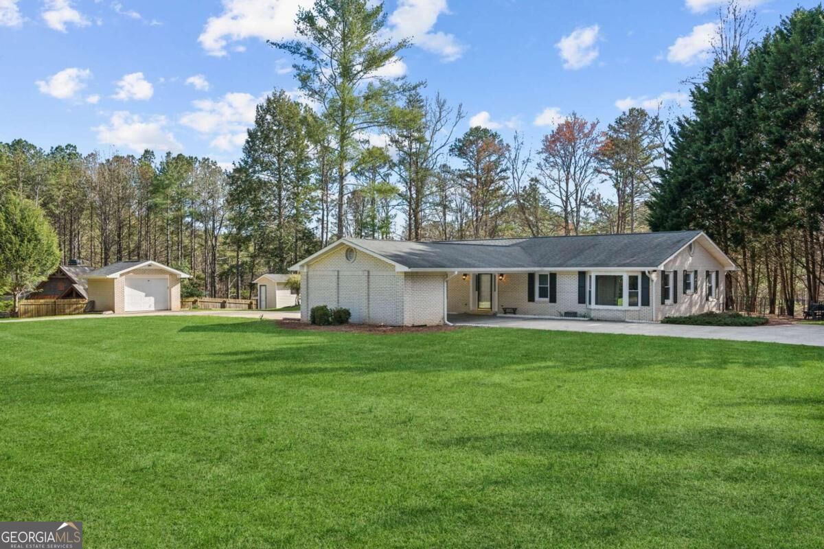 Property Photo:  708 Shenendoa Drive  GA 30540 