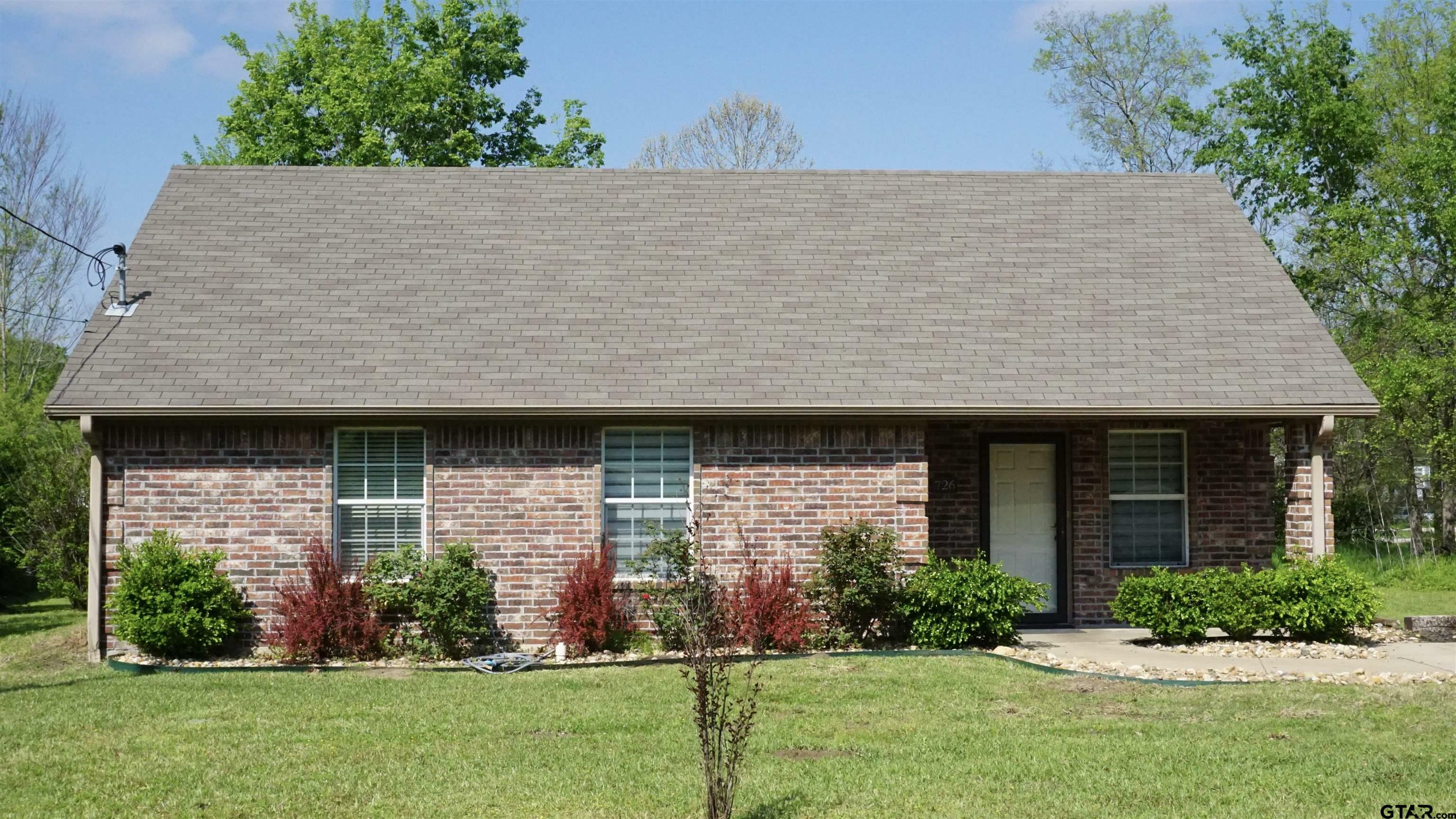 Property Photo:  726 S Newsom St.  TX 75773 