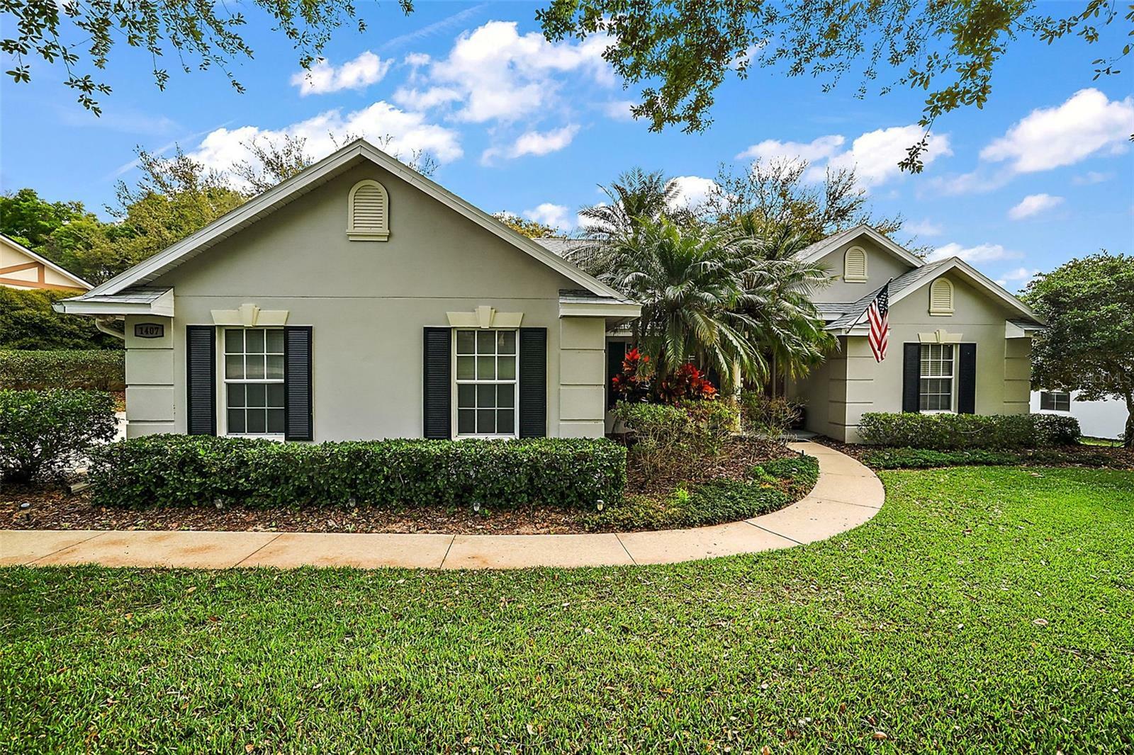 Property Photo:  1407 Chesterfield Court  FL 32726 