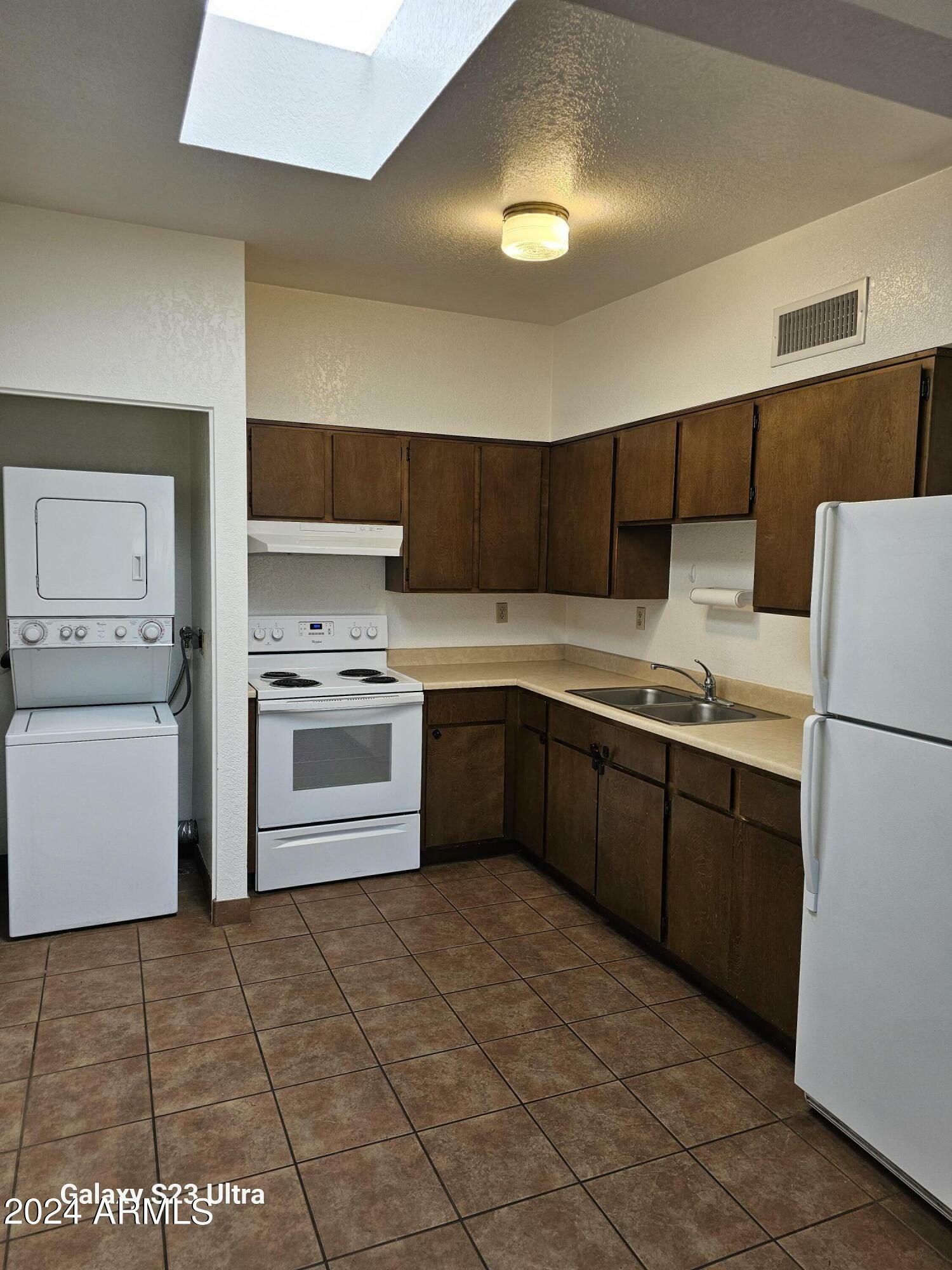 Property Photo:  518 E University Drive  AZ 85203 