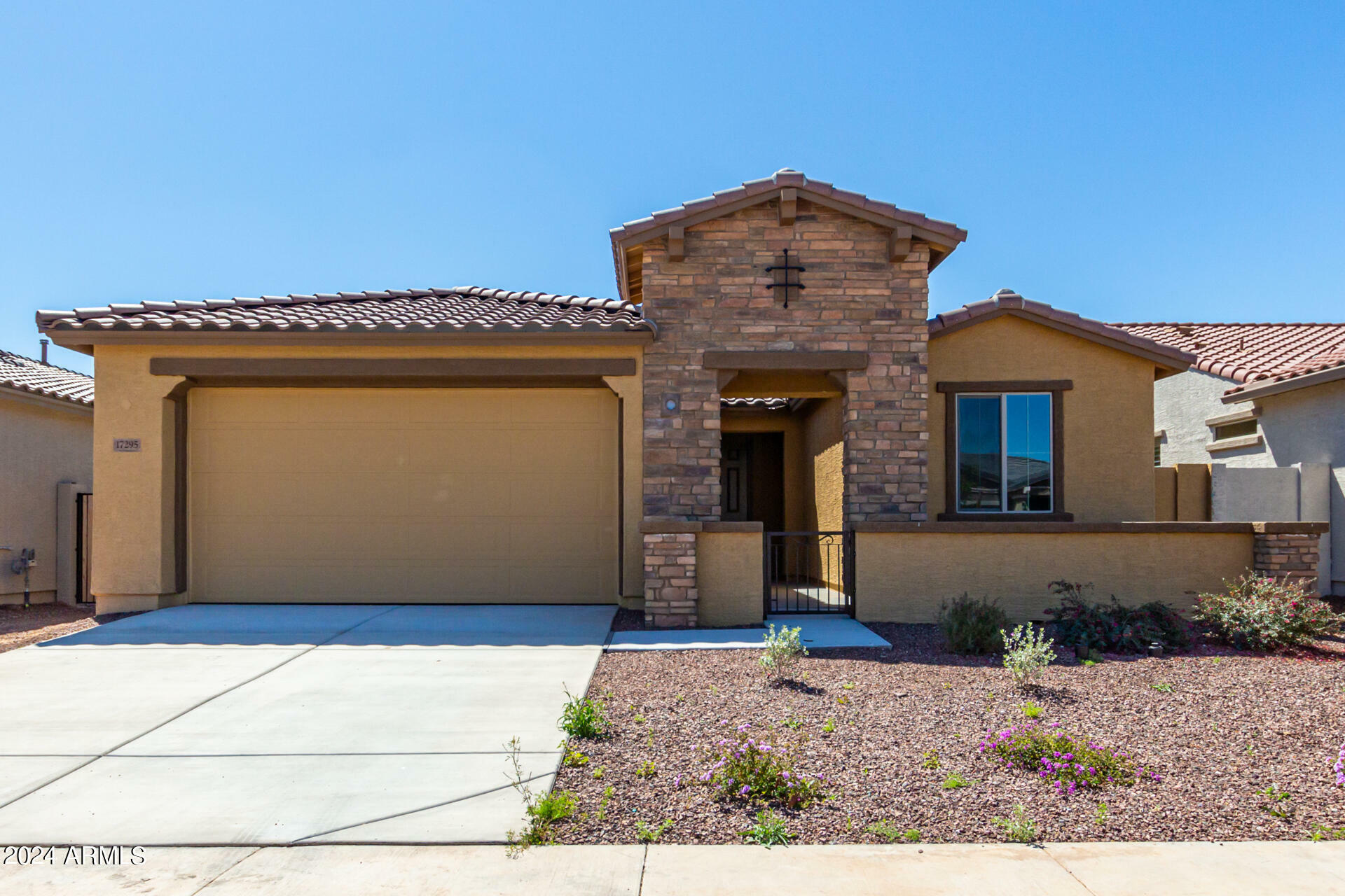 Property Photo:  17295 W Larkspur Drive  AZ 85388 