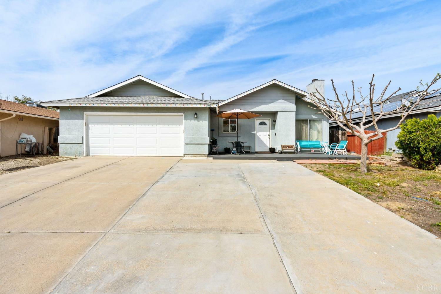 309 San Benito Street  Avenal CA 93204 photo