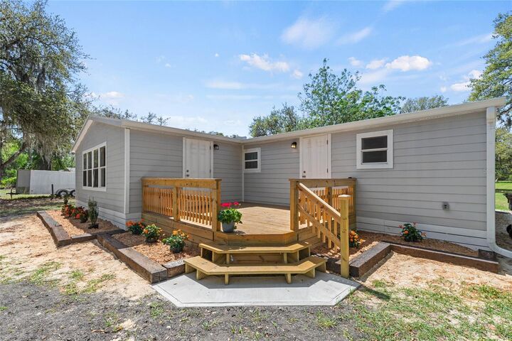 Property Photo: 39455 E Cemetary Road FL 32784