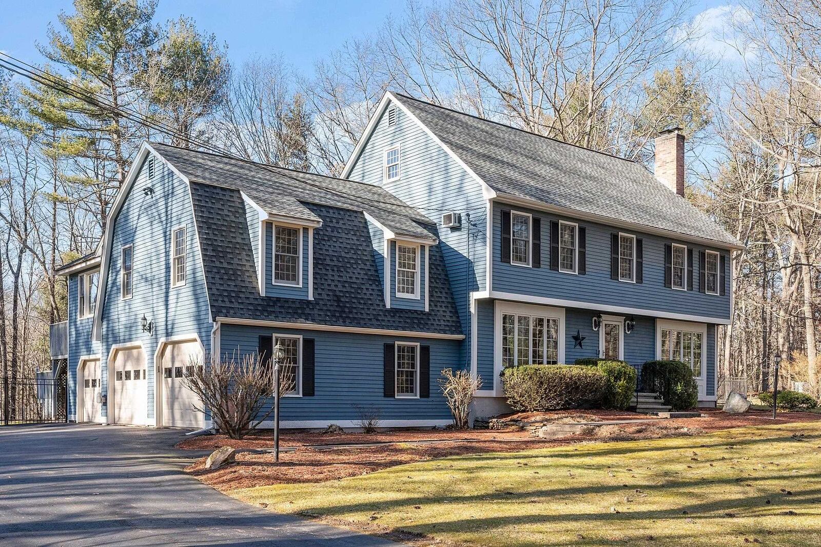 Property Photo:  24 New Road  NH 03087 