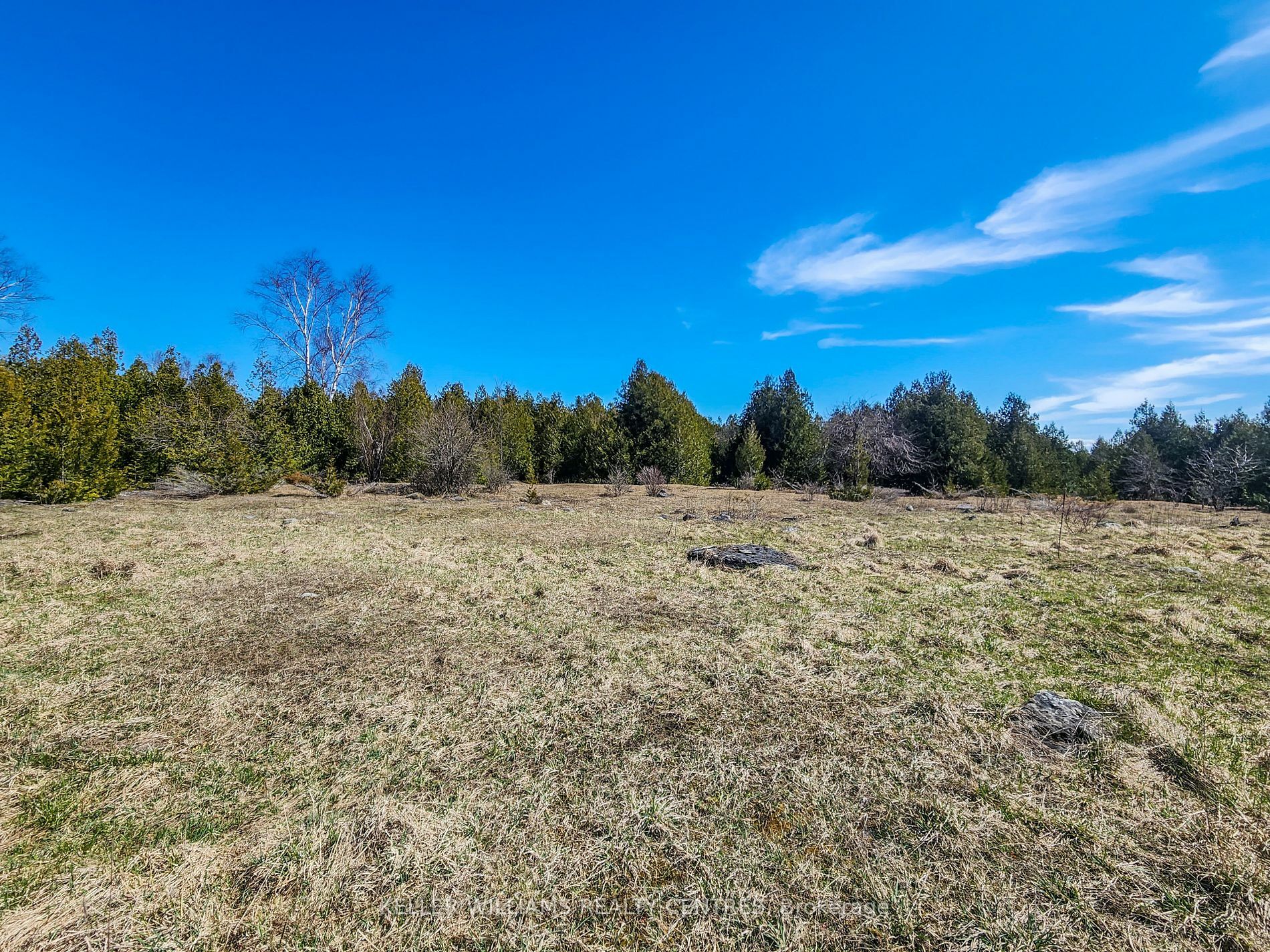 Property Photo:  387 Spry Lake Rd  ON N0H 2T0 