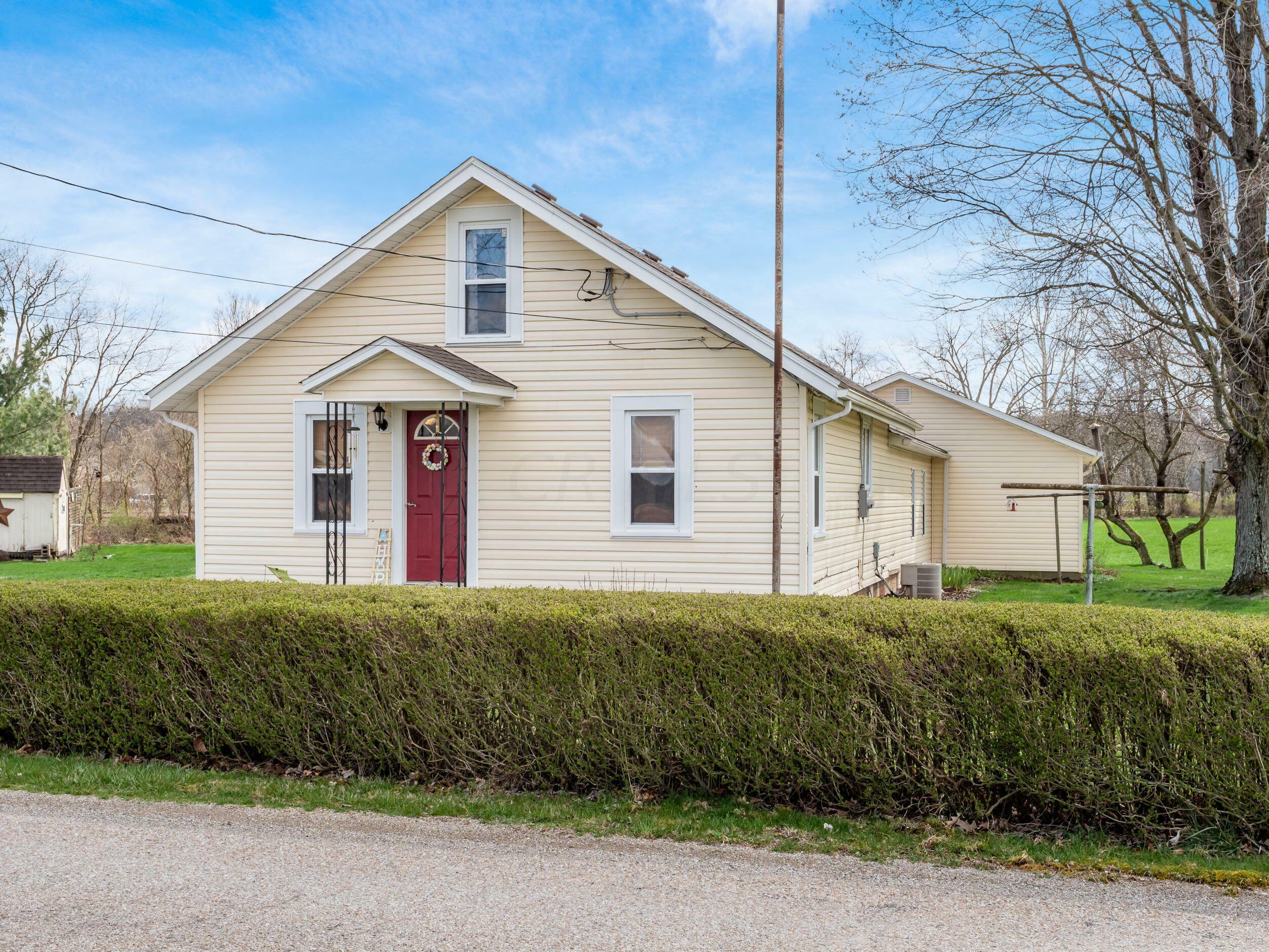 18180 Claypool Road  Newark OH 43056 photo