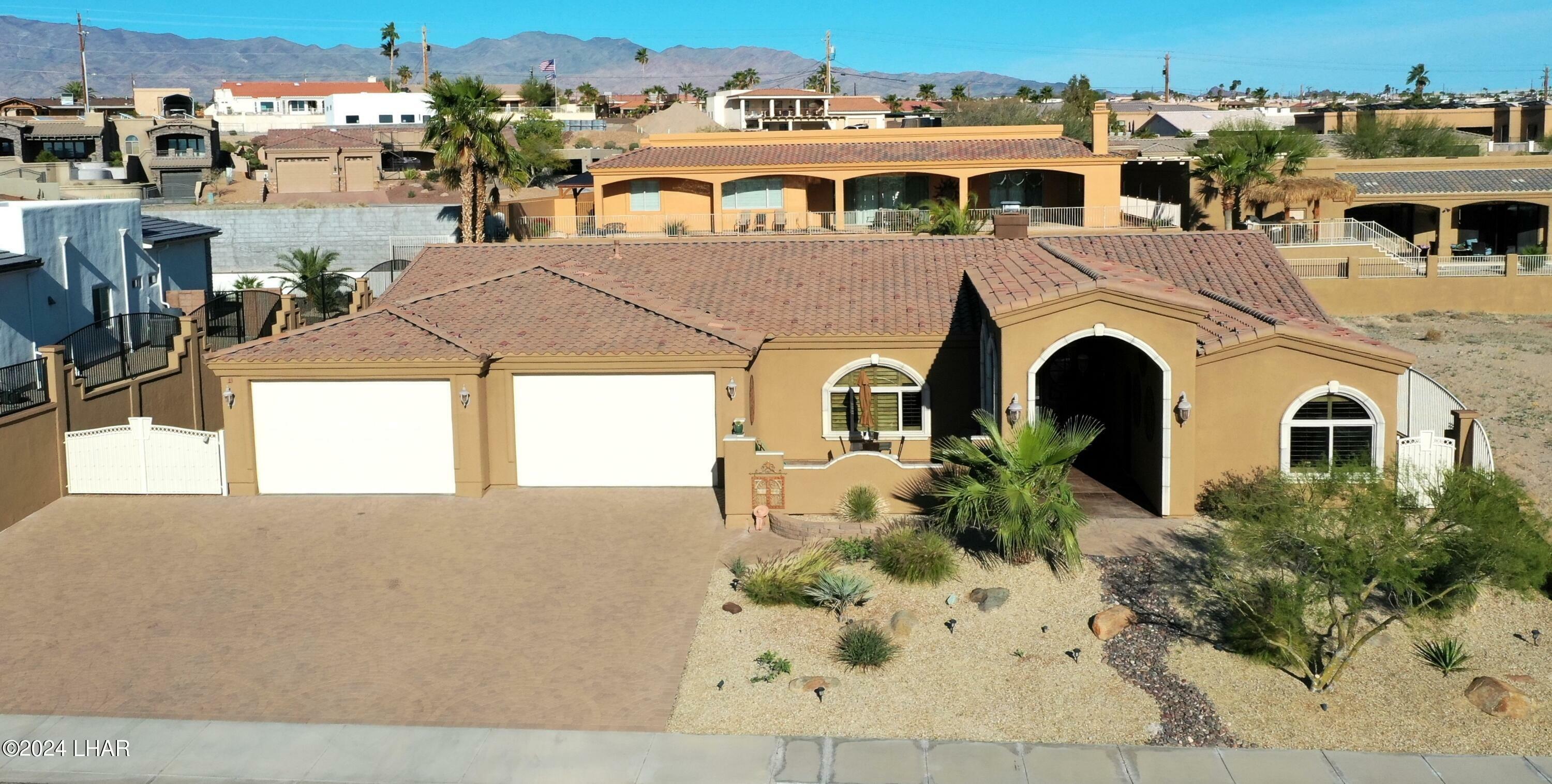 Property Photo: 1733 Sailing Hawks Dr AZ 86404