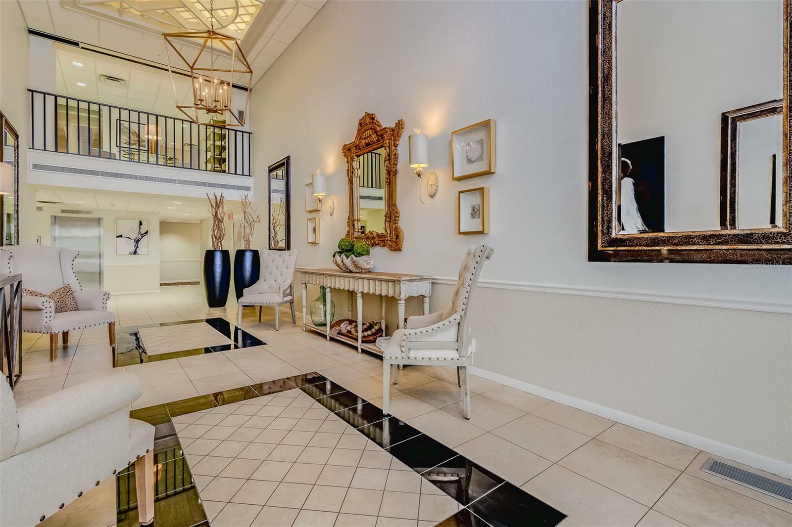 Property Photo: 8 Belleview Boulevard 304 FL 33756