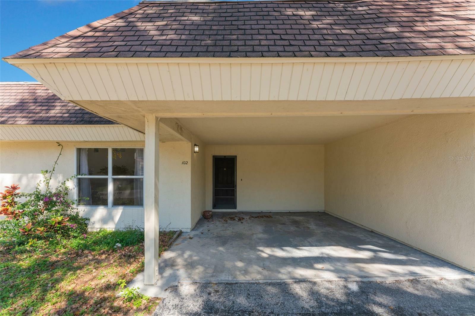 Property Photo:  102 Barlow Avenue 102  FL 34232 