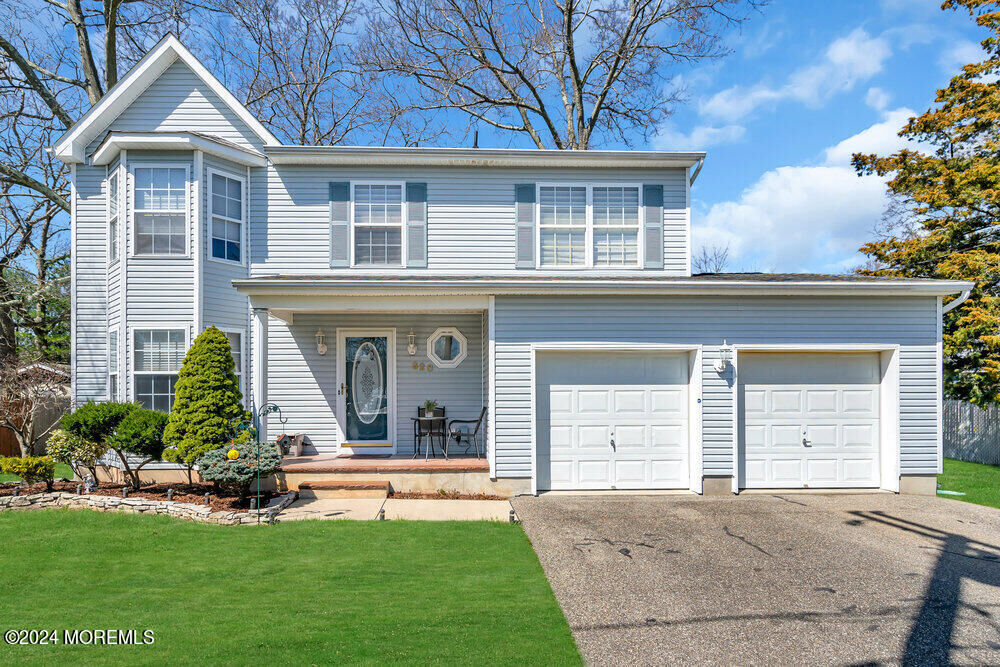 Property Photo:  828 Forecastle Avenue  NJ 08722 