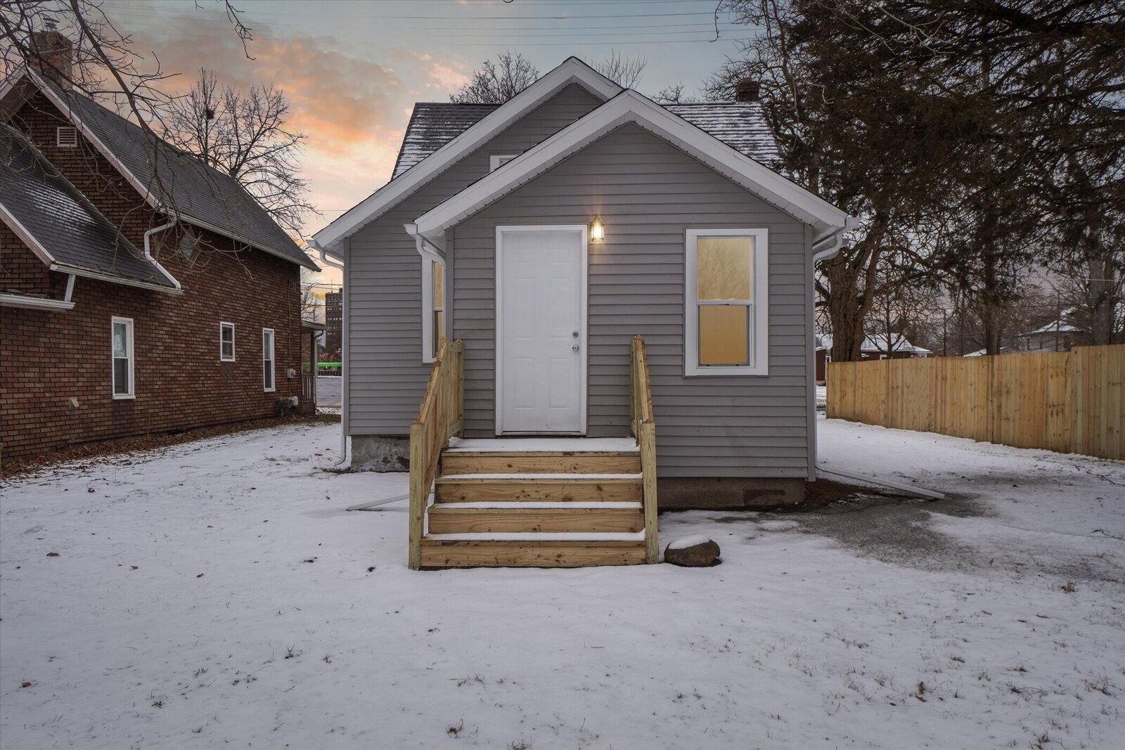 Property Photo:  309 N Columbus Street  MI 49201 