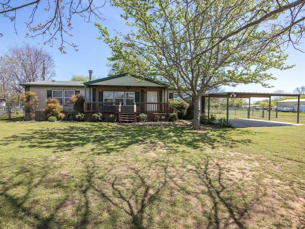 Property Photo:  529 County Road 4856  TX 76071 