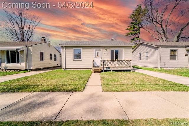 Property Photo:  8890 Clippert Street  MI 48180 