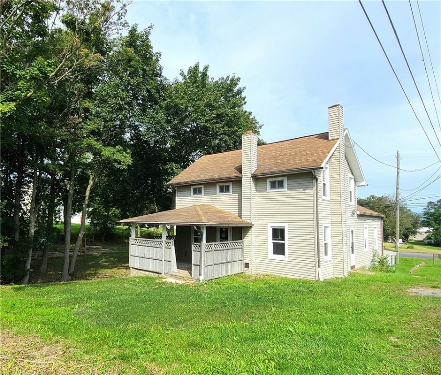 Property Photo:  1625 County Route 15  NY 14869 