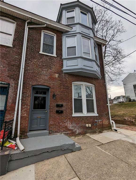 Property Photo:  136 South 8th Street 2nd Floor  PA 18042 