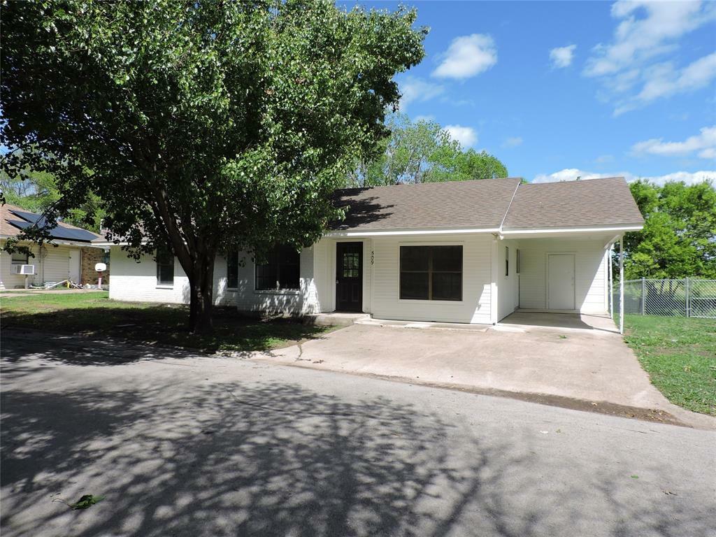 Property Photo:  509 S Pearl Street  TX 75143 