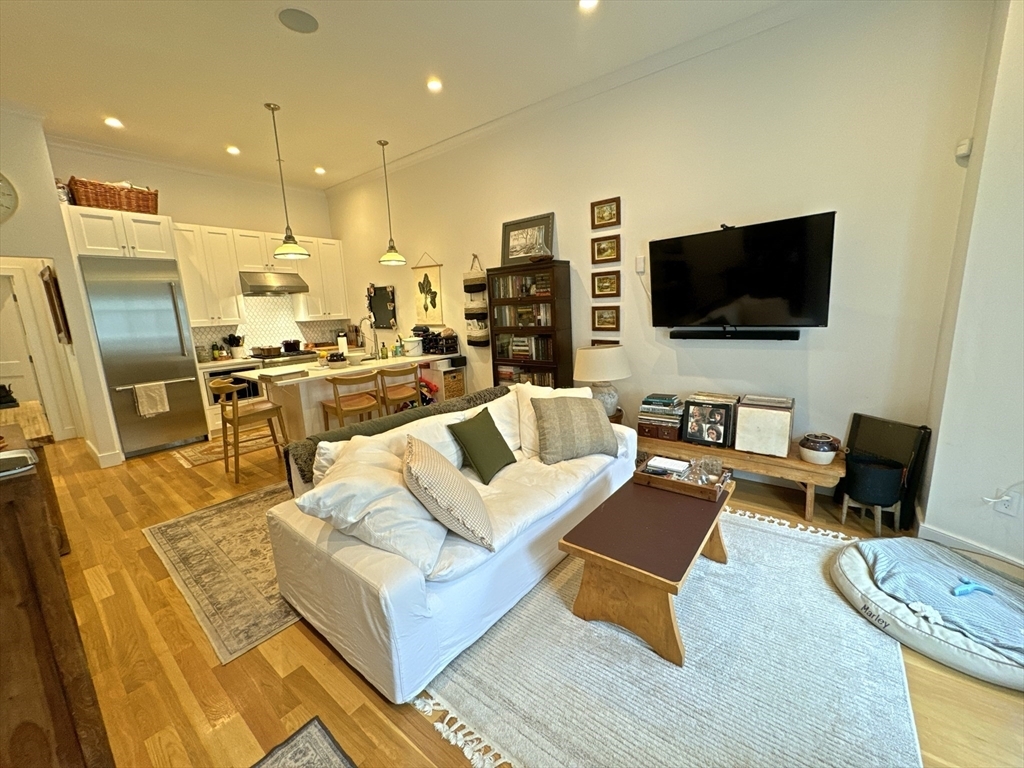 Property Photo:  49 E Concord St 2  MA 02118 