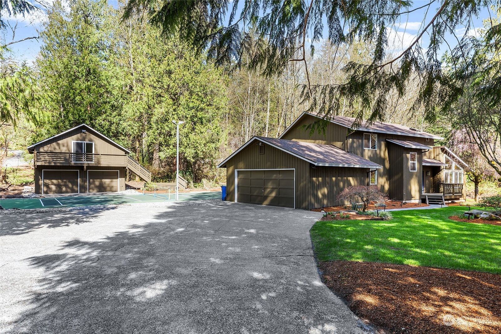 Property Photo:  15244  256th Avenue SE  WA 98027 