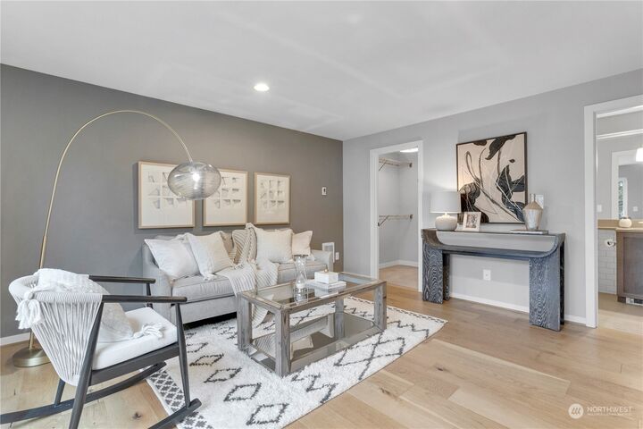 Property Photo:  7555 25th Avenue NE  WA 98115 