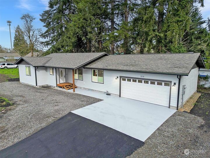Property Photo: 519 E Maple Street WA 98531