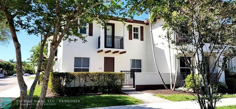 Property Photo:  4668 Olympia Ct.  FL 33073 