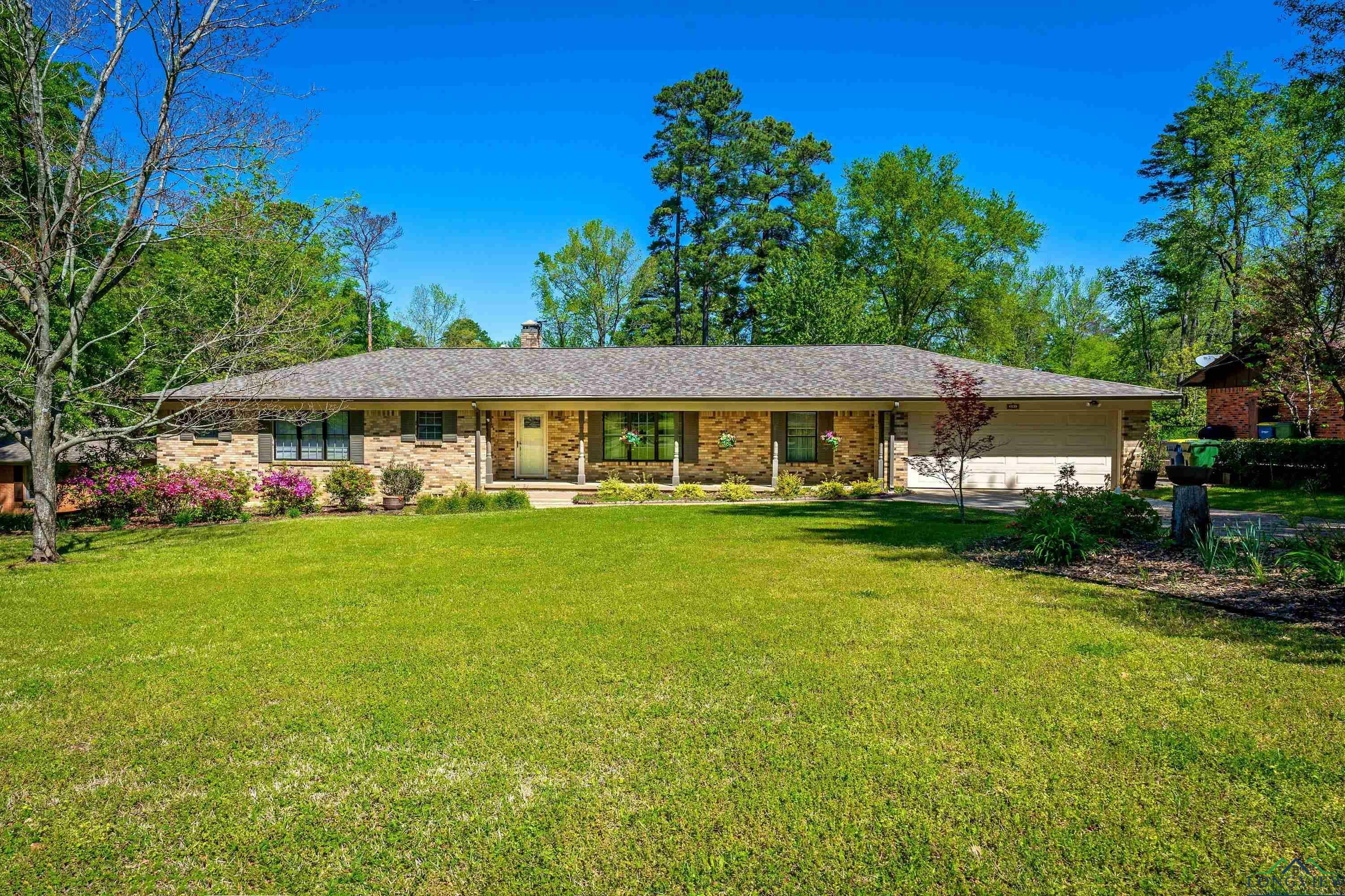 Property Photo:  501 Albermarle Rd  TX 75672 