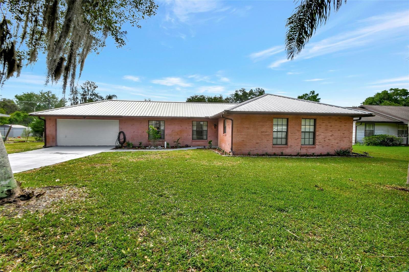 Property Photo:  30 Poinsettia Drive  FL 32724 