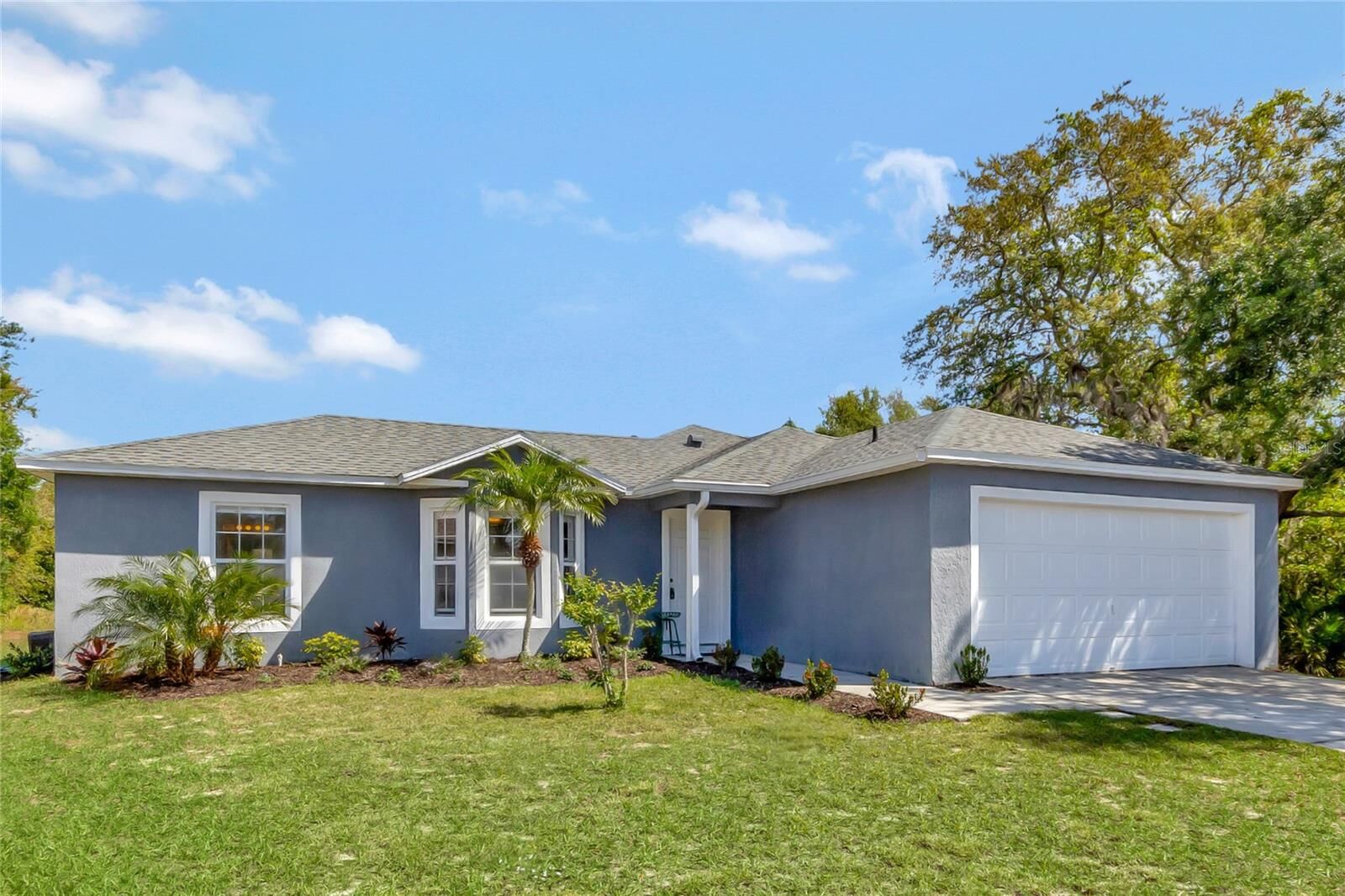 Property Photo:  1910 Pike Way  FL 34759 
