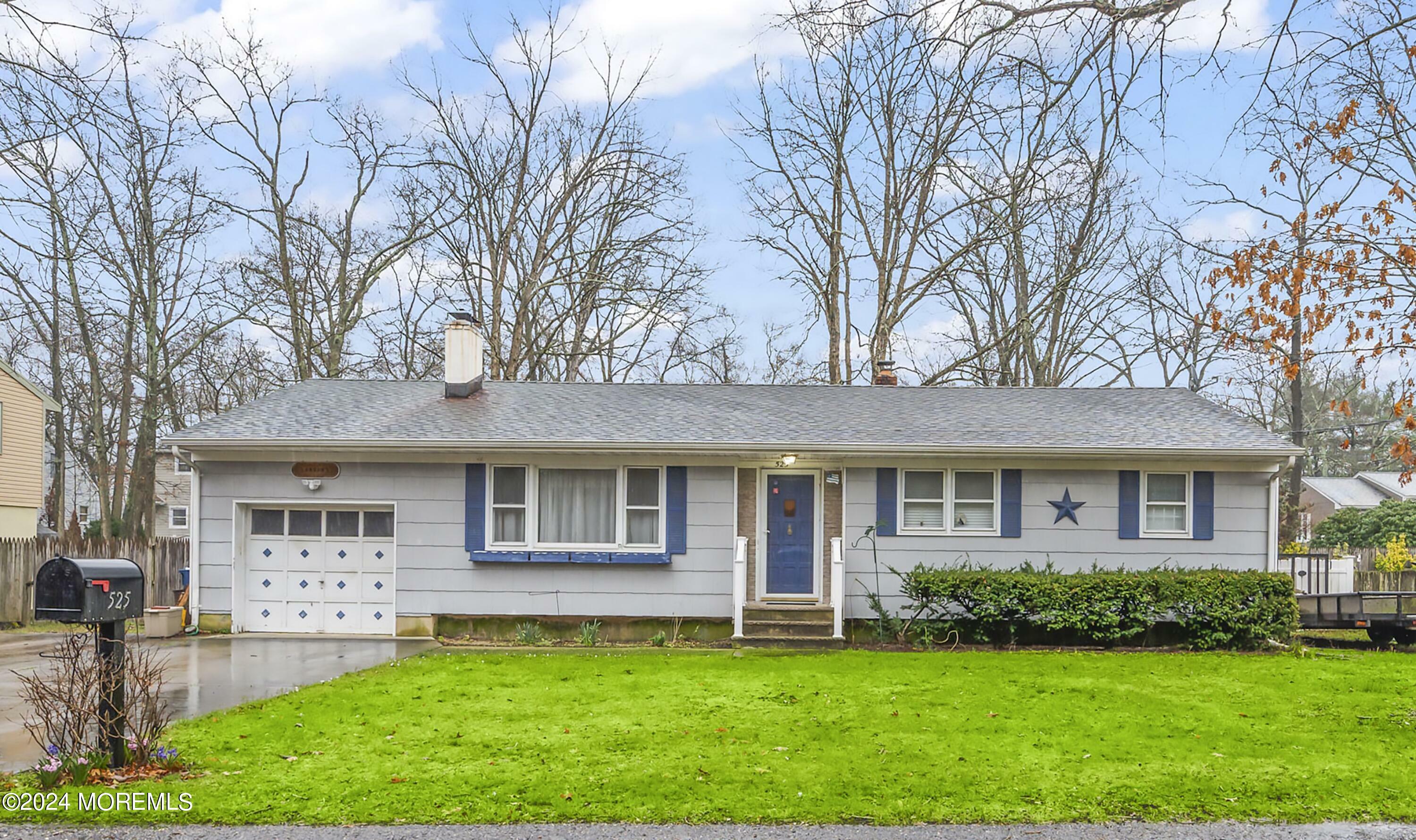 Property Photo:  525 Forecastle Avenue  NJ 08722 