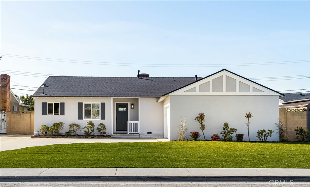 Property Photo:  11902 John Avenue  CA 92840 