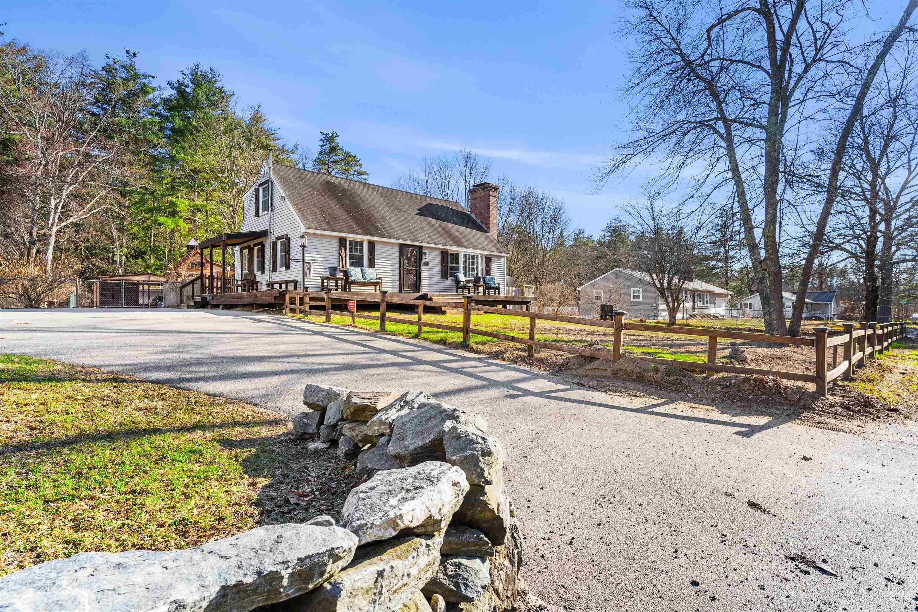 Property Photo: 31 Corning Road NH 03052