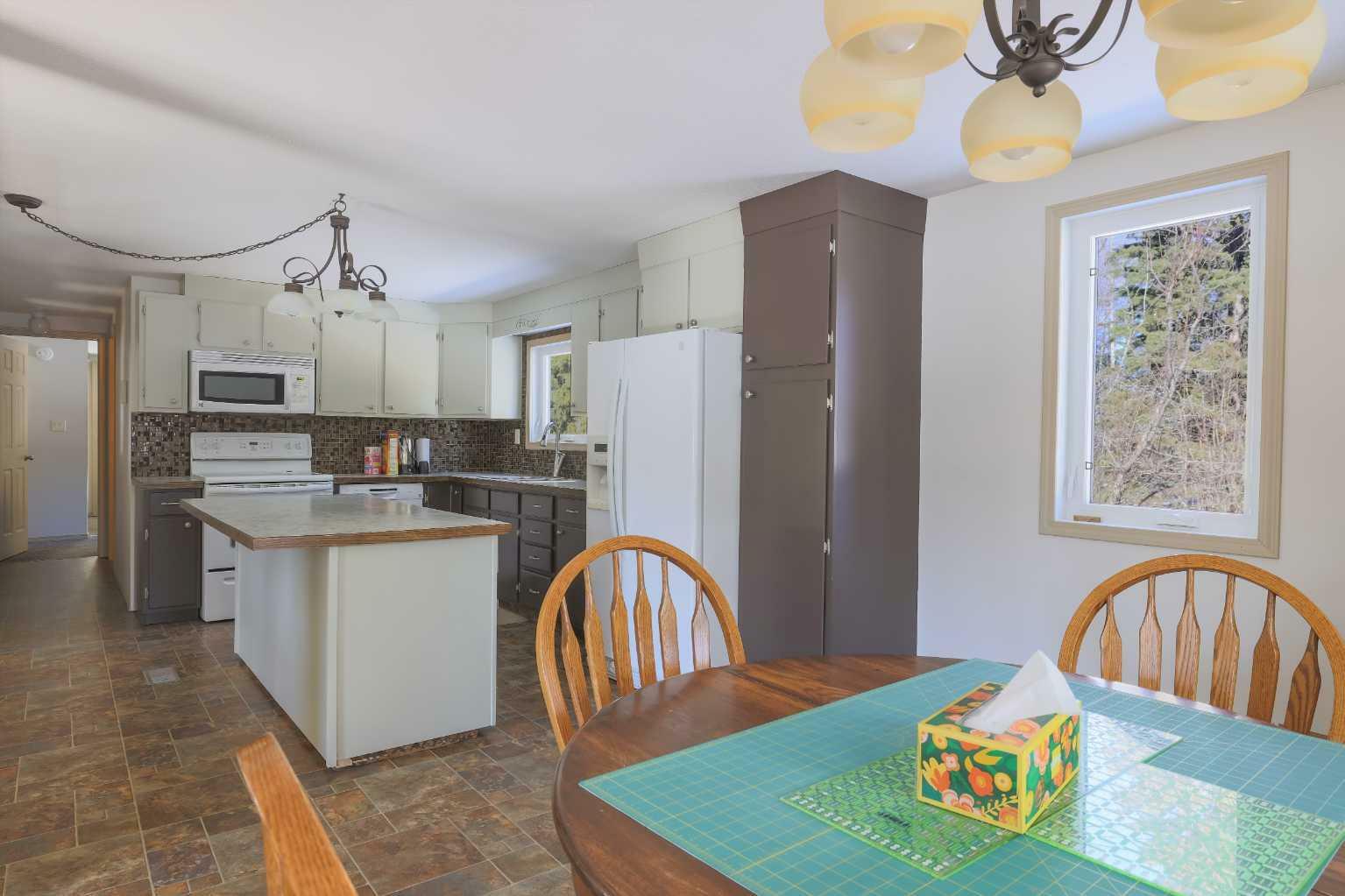 Property Photo:  25 Country Meadows Drive  AB T4T 1A4 