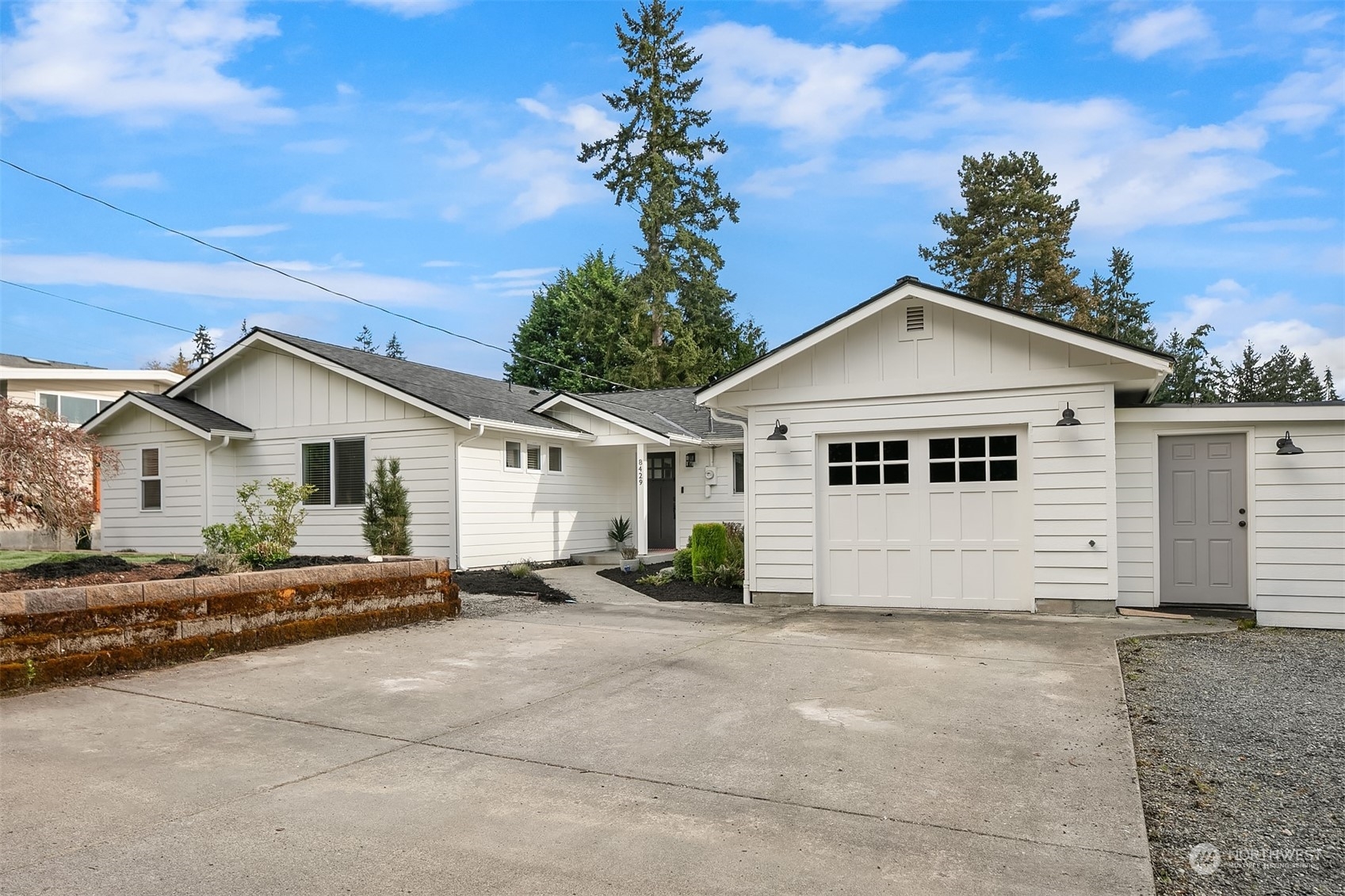 Property Photo:  8429 NE 177th Street  WA 98011 