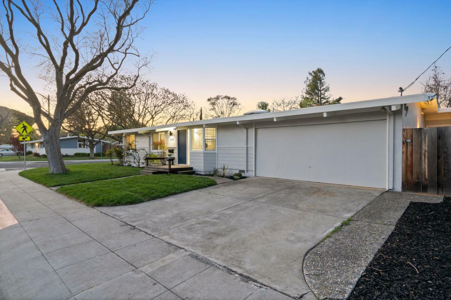 Property Photo:  3857 Ross Road  CA 94303 