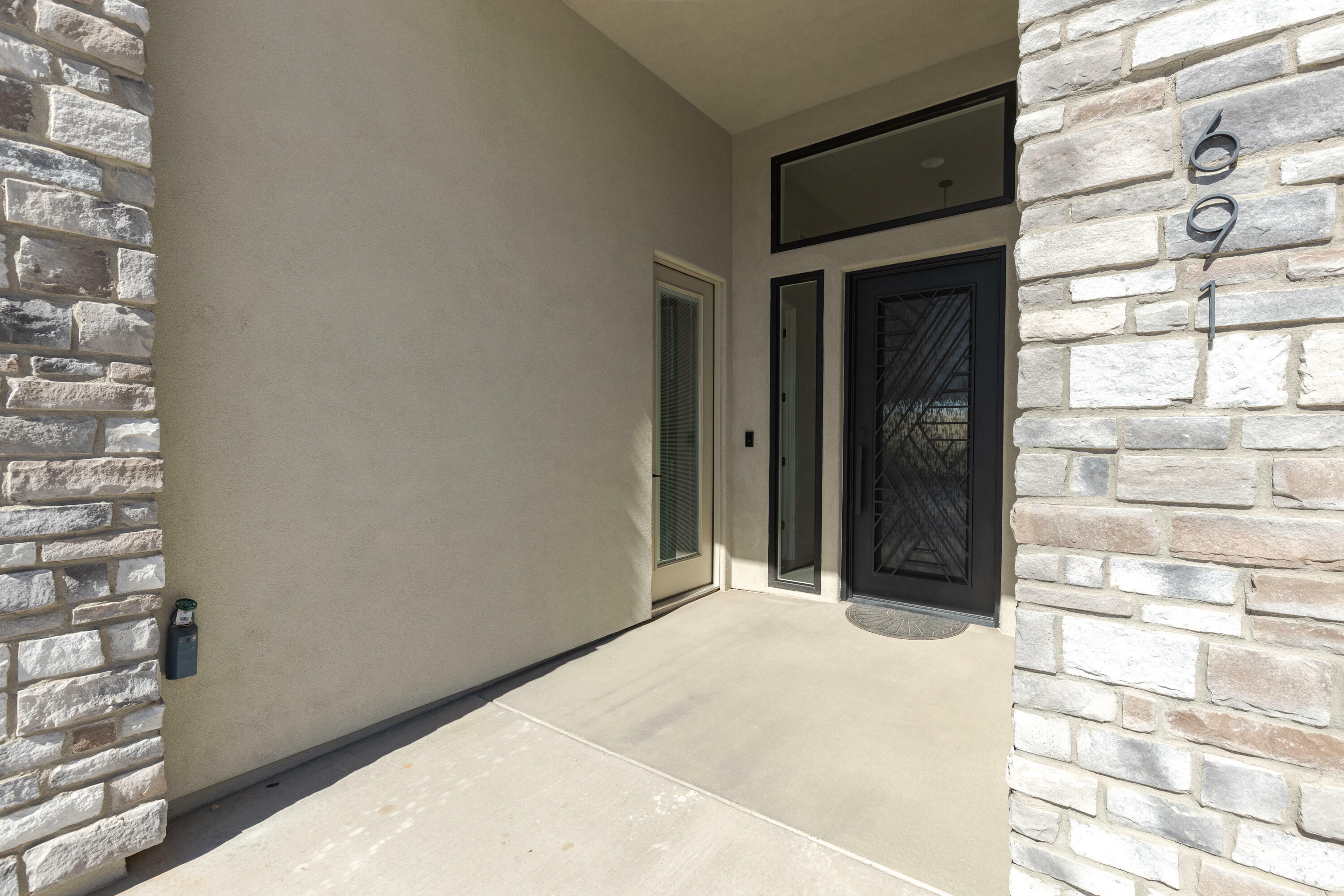 Property Photo:  691 S 1800 W  UT 84737 