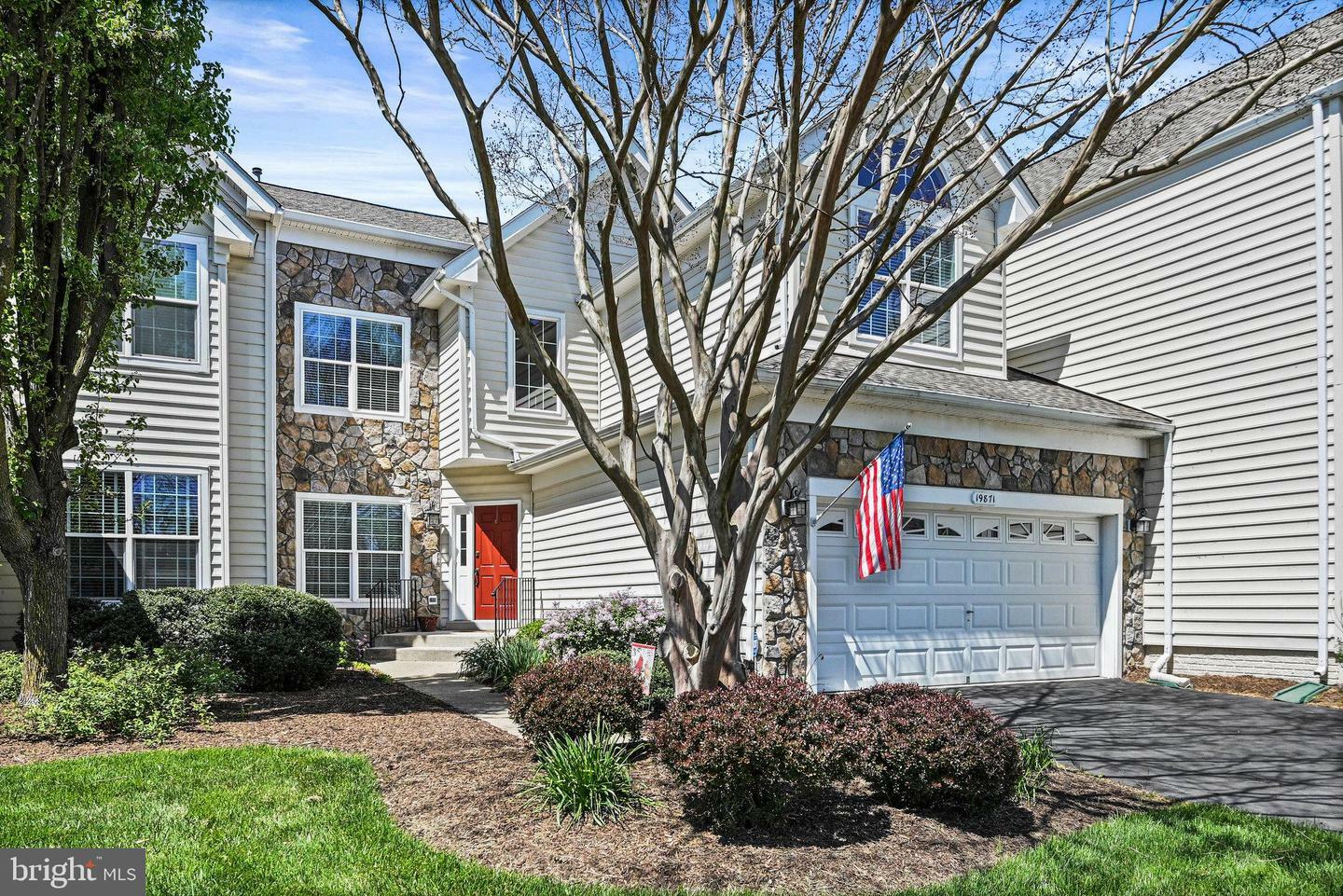 Property Photo:  19871 Naples Lakes Terrace  VA 20147 