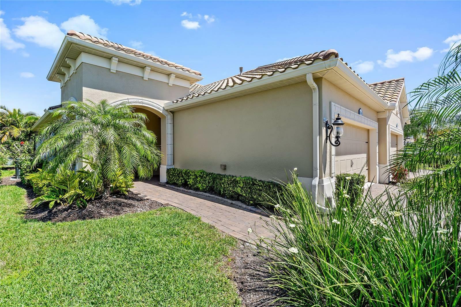 Property Photo:  11540 Okaloosa Drive  FL 34293 