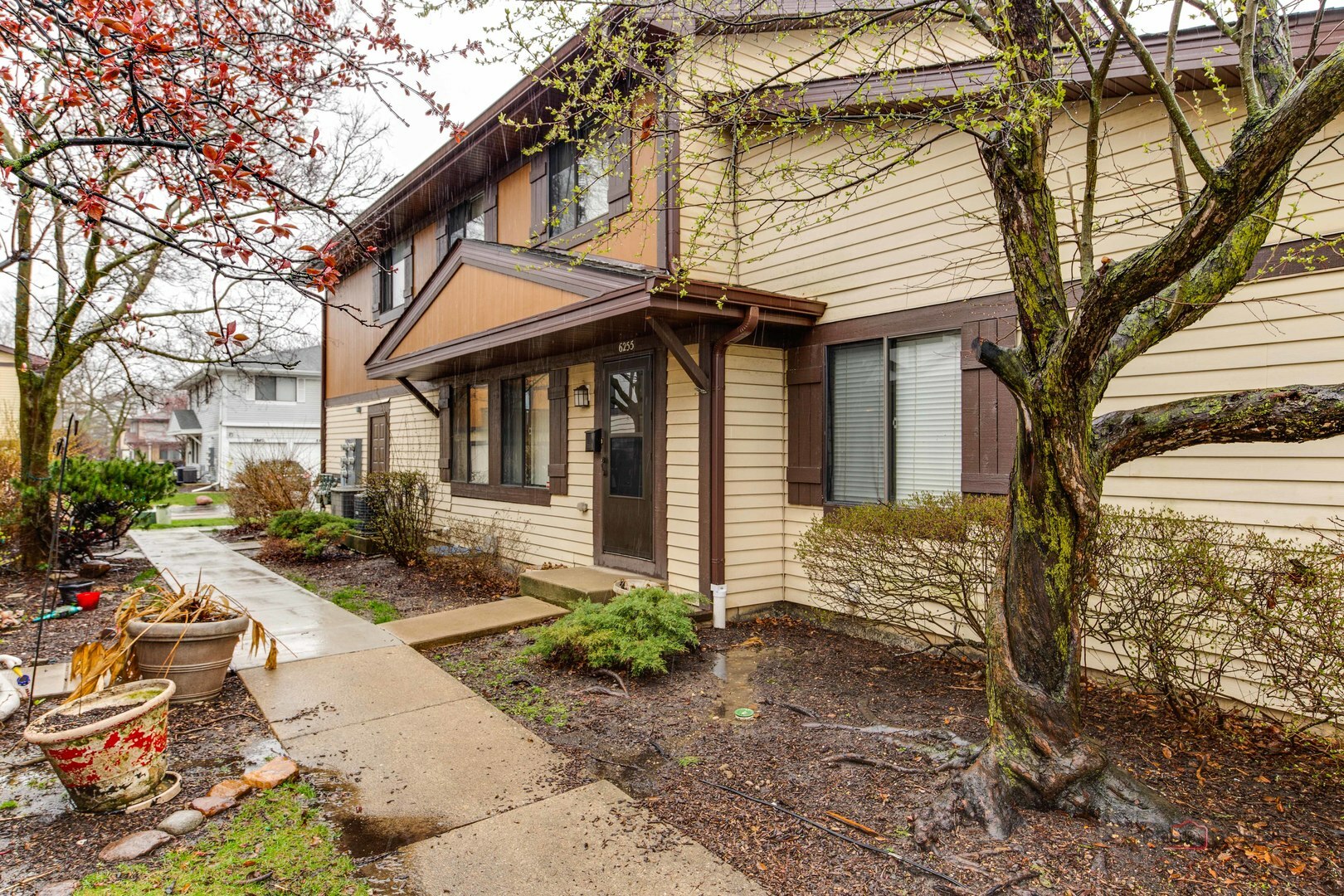 Property Photo: 6255 Nugget Circle 1648-3 IL 60133