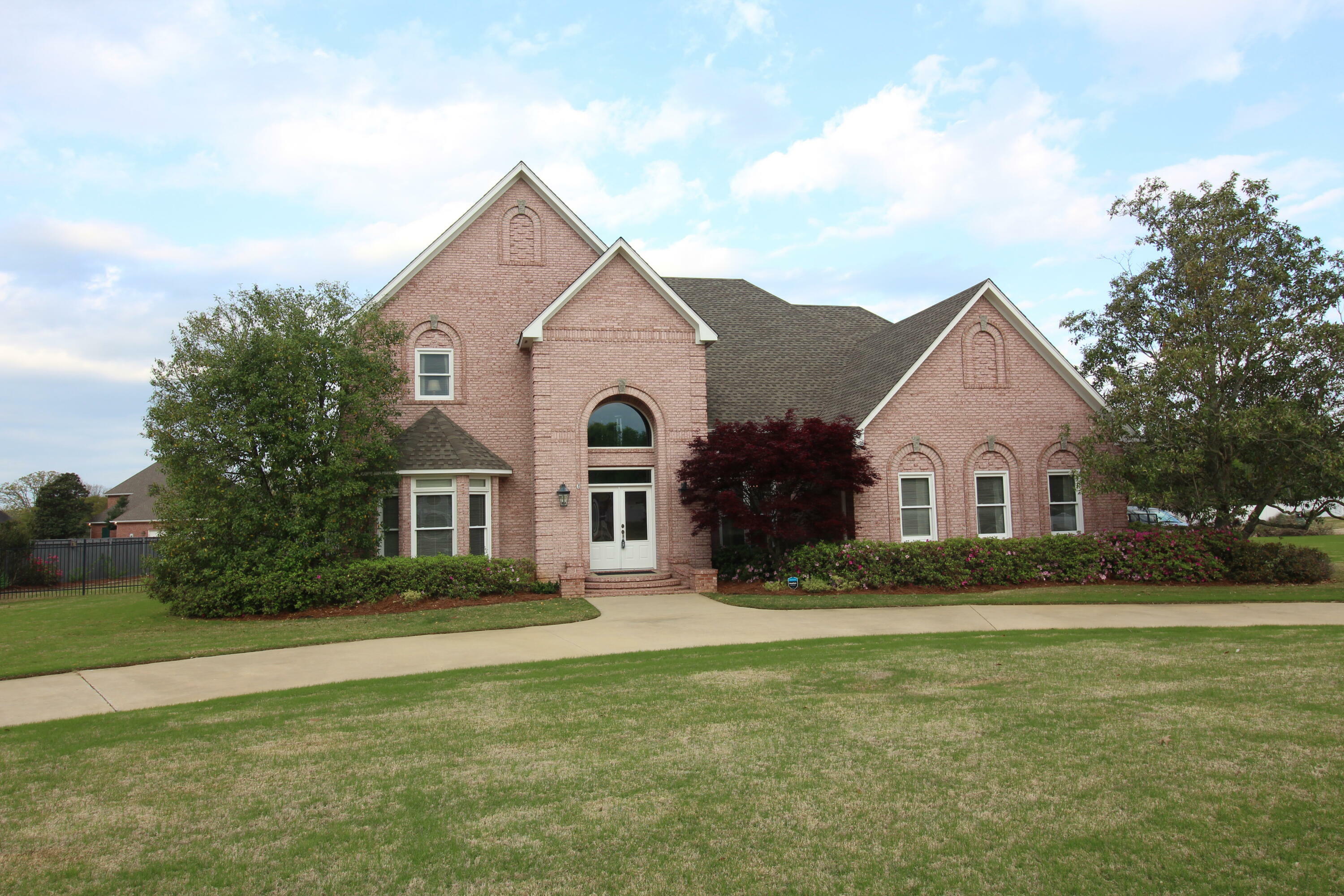 Property Photo:  2861 Orchid Ln.  MS 38801 