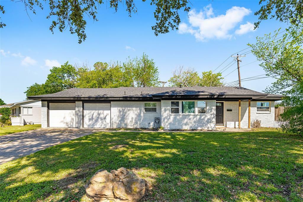 Property Photo:  7000 Overhill Road  TX 76116 